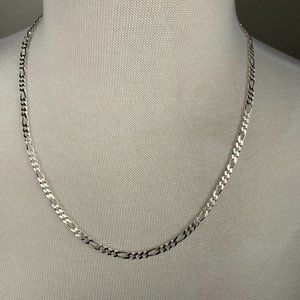 NEW 13.5 grams 22" 4mm Italian Figaro Chain Necklace in Sterling Silver